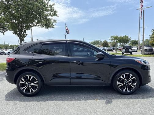 2021 Ford Escape SE
