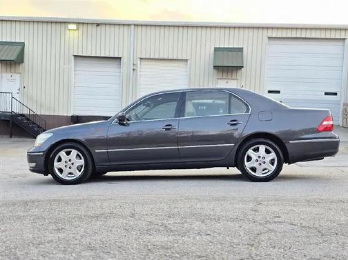 2004 Lexus LS 430 Base