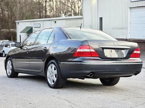 2004 Lexus LS 430 Base