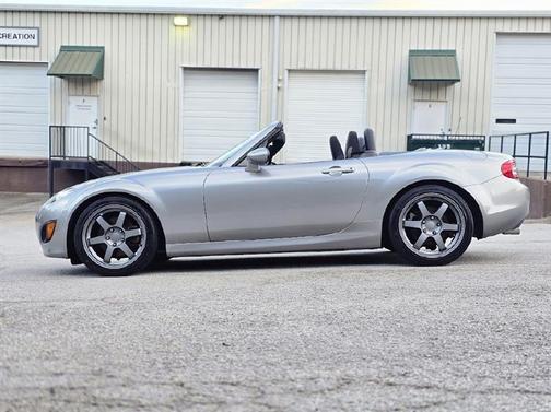 2009 Mazda MX-5 Miata Sport