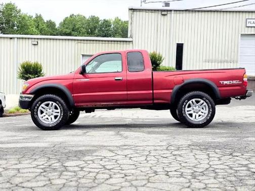 2004 Toyota Tacoma Xtracab
