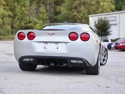 2005 Chevrolet Corvette Base