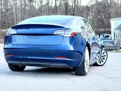2018 Tesla Model 3 Mid Range