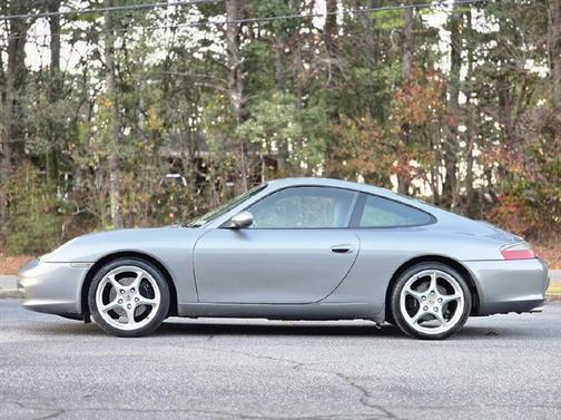 2003 Porsche 911 Carrera