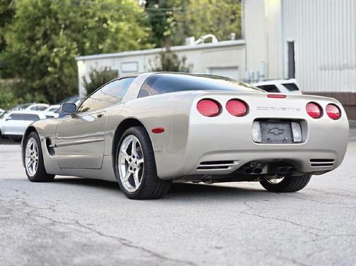 1999 Chevrolet Corvette Base