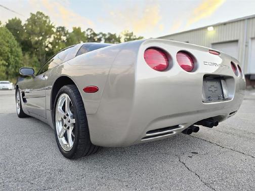 1999 Chevrolet Corvette Base