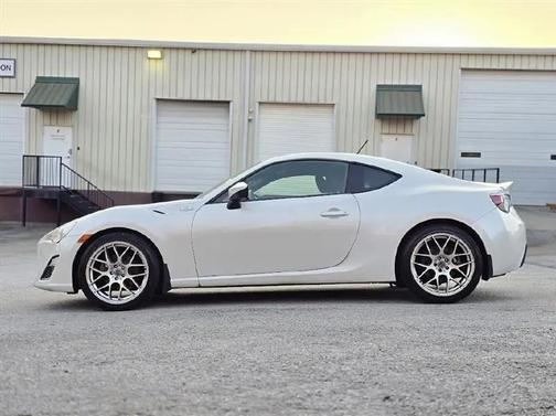 2013 Scion FR-S Base