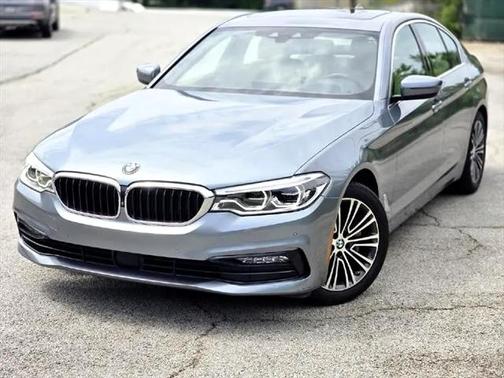 2018 BMW 530 530i