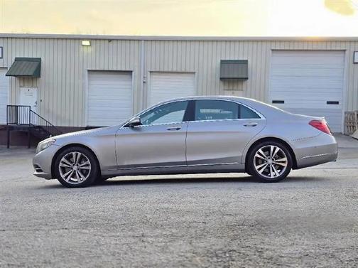 2015 Mercedes-Benz S-Class S550
