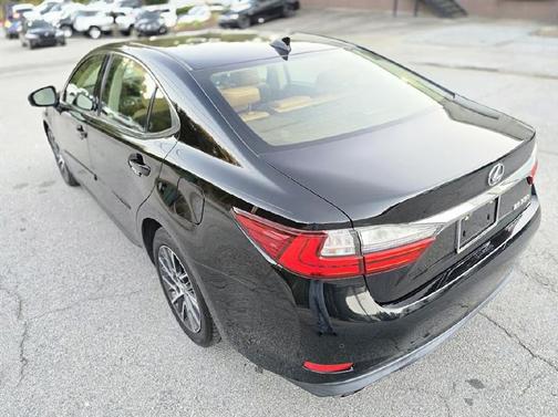 2016 Lexus ES 350 Base