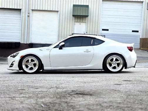 2013 Scion FR-S Base