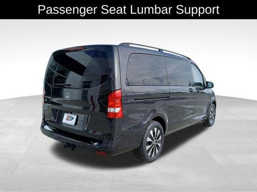 2023 Mercedes-Benz Metris Base