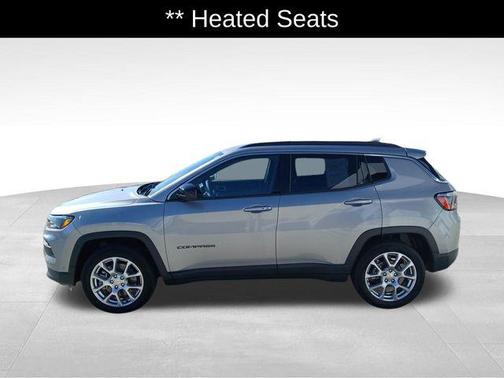2024 Jeep Compass Latitude Lux