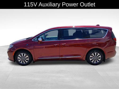 2022 Chrysler Pacifica Hybrid Limited