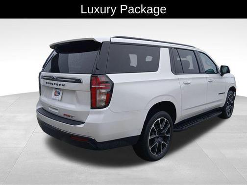 2021 Chevrolet Suburban RST