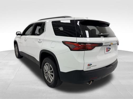 2024 Chevrolet Traverse LT Cloth
