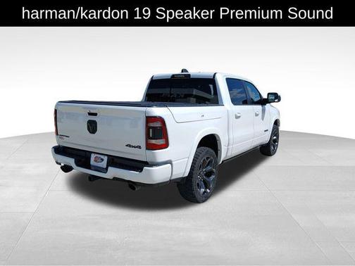 Ivory White Tri-Coat Pearlcoat 2022 RAM 1500 Limited