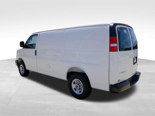 2025 GMC Savana 2500 Work Van