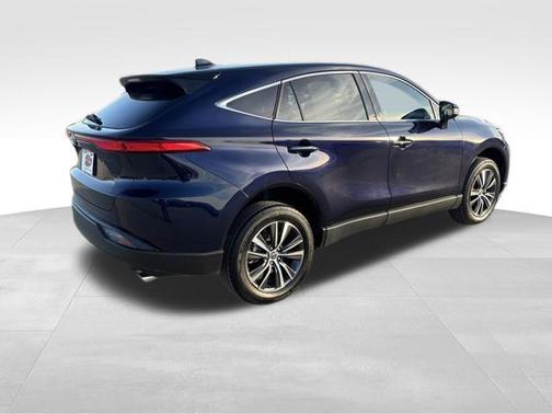 2023 Toyota Venza LE