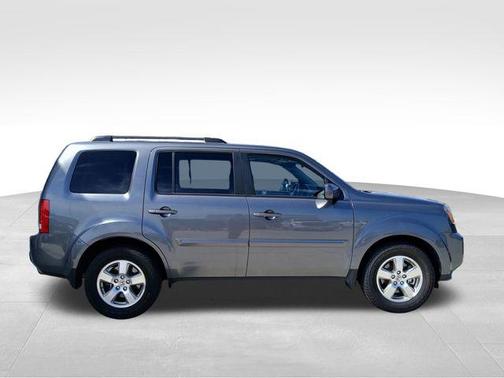 Grey 2011 Honda Pilot EX-L