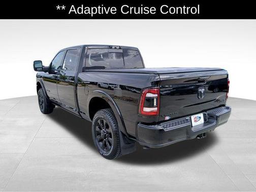 Diamond Black Crystal Pearlcoat 2024 RAM 2500 Limited Crew Cab 4x4 6'4' Box