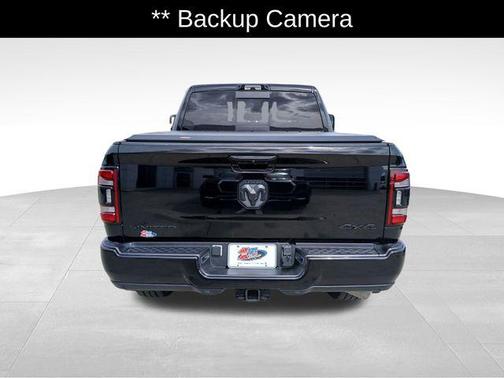 Diamond Black Crystal Pearlcoat 2024 RAM 2500 Limited Crew Cab 4x4 6'4' Box