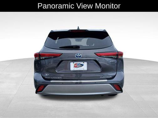 2020 Toyota Highlander Hybrid Platinum
