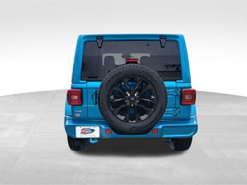 2024 Jeep Wrangler 4xe Sahara