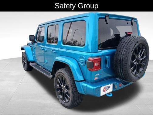 2024 Jeep Wrangler 4xe Sahara