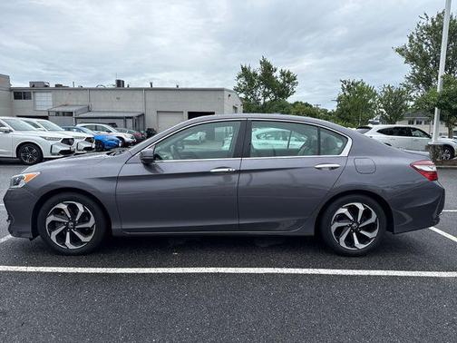 Gray 2017 Honda Accord EX-L
