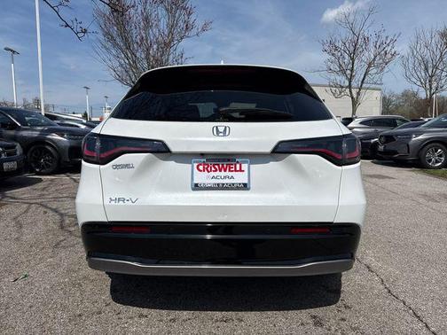 Platinum White Pearl 2023 Honda HR-V EX-L
