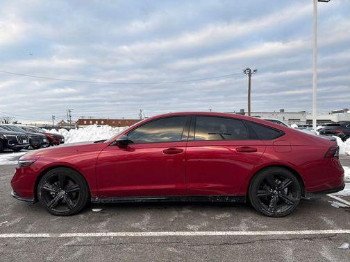 2025 Honda Accord Hybrid Sport-L