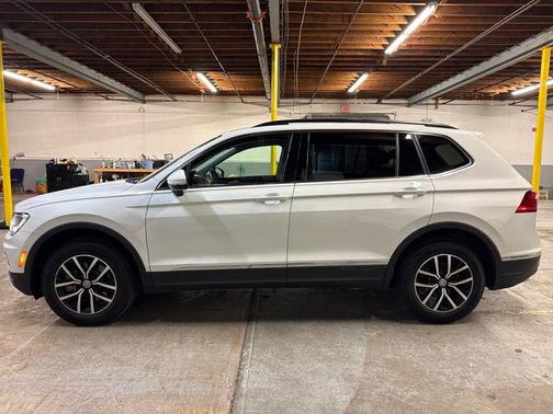 2021 Volkswagen Tiguan 2.0T SE R-Line Black 4MOTION