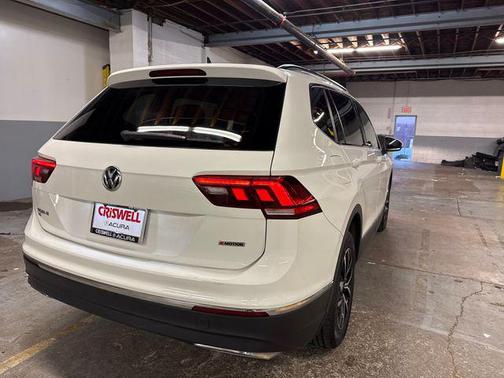 2021 Volkswagen Tiguan 2.0T SE R-Line Black 4MOTION