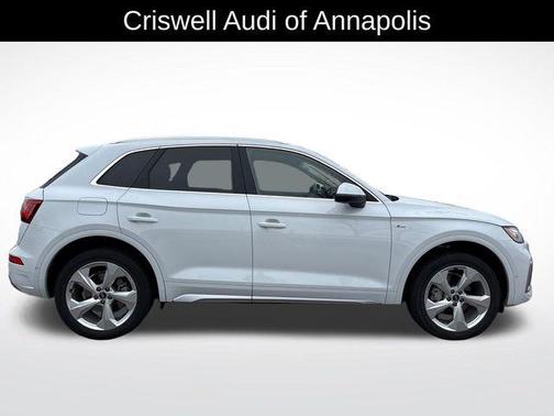 2022 Audi Q5 45 S line Prestige