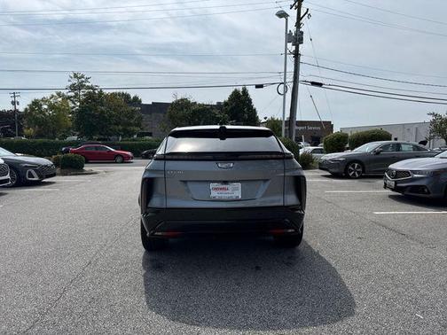 2024 Cadillac LYRIQ Sport