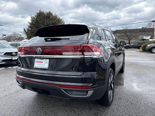 2024 Volkswagen Atlas Cross Sport 2.0T SE w/Technology