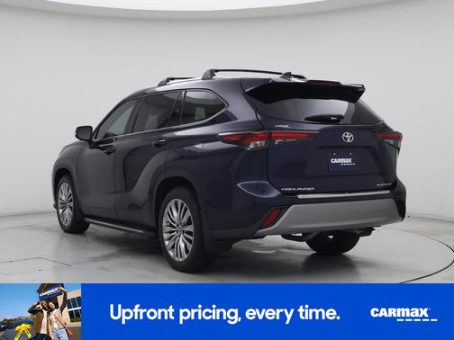 Blue 2024 Toyota Highlander Platinum