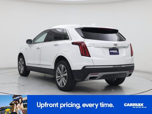 White 2022 Cadillac XT5 Premium Luxury