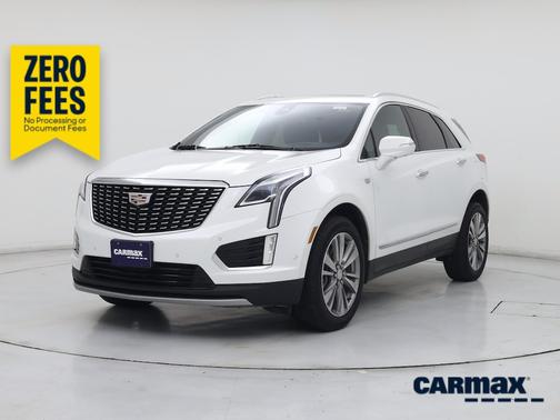 White 2022 Cadillac XT5 Premium Luxury