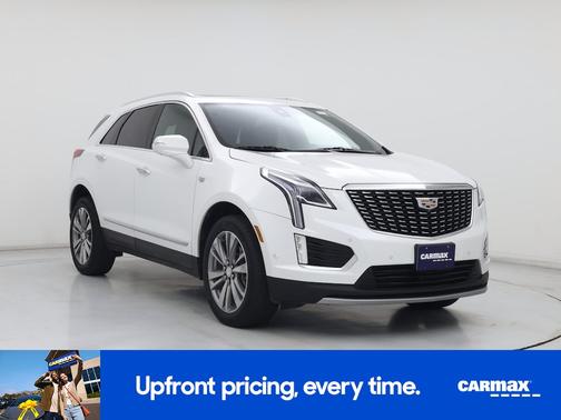 White 2022 Cadillac XT5 Premium Luxury