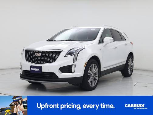White 2022 Cadillac XT5 Premium Luxury