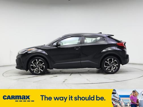 2022 Toyota C-HR XLE
