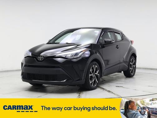 2022 Toyota C-HR XLE