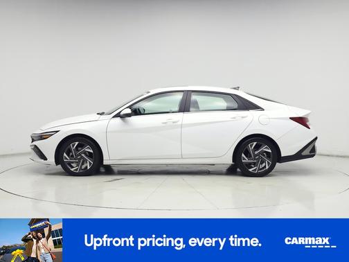 White 2025 Hyundai ELANTRA HEV Limited