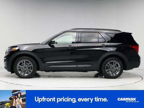 Black 2023 Ford Explorer XLT