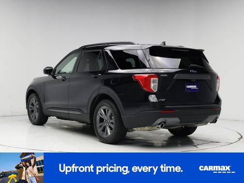Black 2023 Ford Explorer XLT
