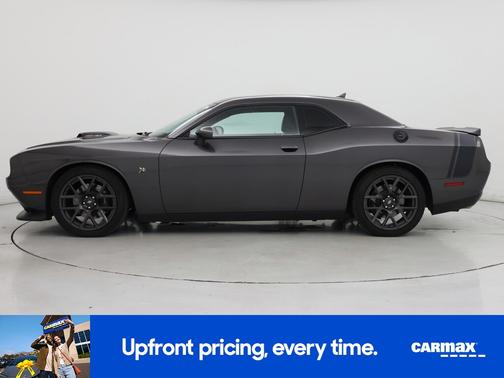 2017 Dodge Challenger 392 Hemi Scat Pack Shaker