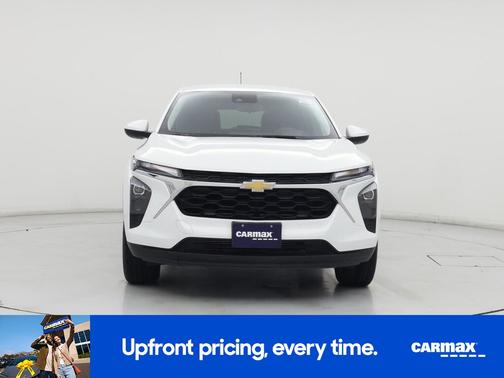 White 2025 Chevrolet Trax LS