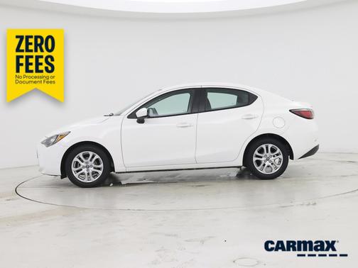 White 2017 Toyota Yaris iA